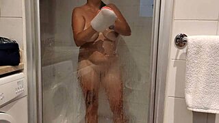 ever wonder how tanned stepsis plays in sharm el sheikh hotel bathroom?