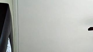 Amateur Milf Fucks Lover Raw In Motel Room