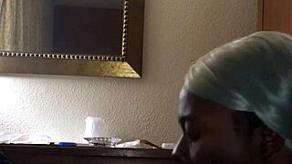watch mz spit queen deepthroat gag on bbc 💦👅