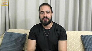 oh nands my first time on cam feels so naughty umm completinha here