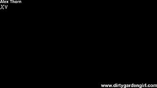 i'm dirtygardengirl the hippie stuffing huge bottle deep in pussy cervix prolapses