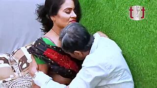 Horny Savita Bhabhi Licks Wet Pussy And Fucks Hard