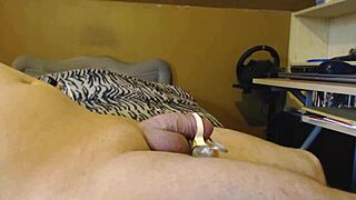 Wanna cum hard from this vibrating cock toy in just 3 minutes flat?