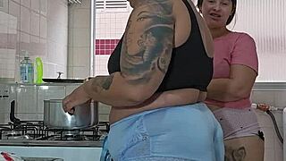 BbW exhibitionist flashes fat curves then dives mouth into wet pussy