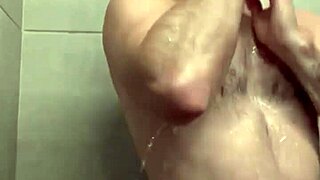 Muscular bodybuilder humiliates brazilian slave with huge cock anal in first casting