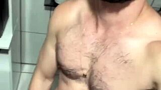 Muscular bodybuilder humiliates brazilian slave with huge cock anal in first casting