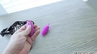 Hey step bro fingers Elle's stretched wet pussy so wide 😩🔥 she squirts everywhere!!