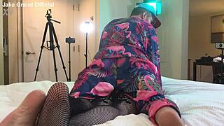 Rapper Pounds Goth TS Shemale in Hard Fuck