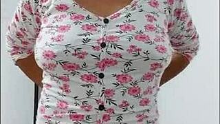 Milf shakes beautiful big ass and big nipples in lingerie dance