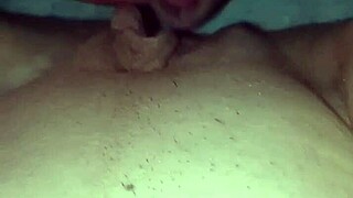 questa troia italiana si fa scopare forte in camera da letto