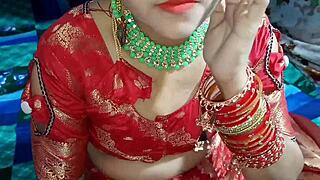 भाभी चुदाने के बहाने से पति को कैसे उकसाती है बेडरूम में