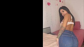 Sophia Farts Loud in Tight Jeans While Dirty Talking!