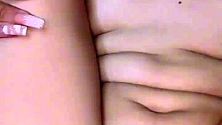 uff, que rico sentirte explotar adentro en este creampie casero latina