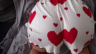 damn that girl in short shorts has such a big juicy ass i just had to fuck her from behind