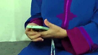 Saudi arab slut rides driver's big cock doggystyle then missionary close-up