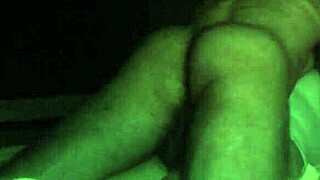 Joven argentino de veinti tanto penetra profundo el coño maduro de milf española de cuarenta en hardcore