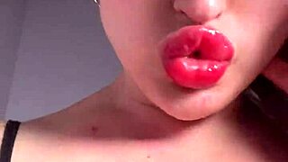 mmm big lips tongue out, jerk to my dirty cuck joi talk huh? 