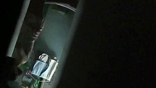 Hot Neighborhood Wife Begs for Neighborhood Fuck Action!