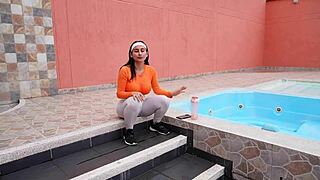 Trainer spots me jogging and fucks my pussy hard in the park