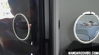 she crafts xvideos clips highlighting her shapely booty