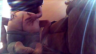 bbw wife blows on all fours cum fetish feet 😍🍆💦