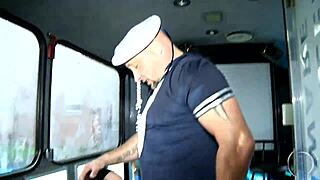gundula pervers finds her popeye and gets a huge facial cumshot