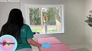 Curvy ebony wax girl licks juicy bbw pussy deep