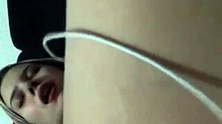 petite blonde teen's tight coño squirts in first casting