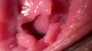She grabs messy pad for creamy pussy sounds and hot dirty talk