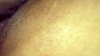 ei, as galinhas acordam e o peru entra no cuzinho dela bem devagar?