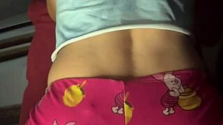 She had no cash so she stripped down and paid with her tight body during workout