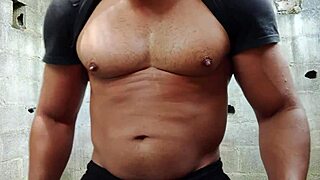 Yuri Gaúcho - Brazilian Bear Pounds Huge Cock to Massive Cumload!