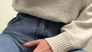 How fast can you cum in the doctor's office without getting caught?