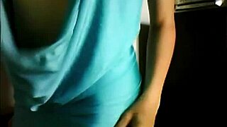 Hey giantess blackwidow chantal, rip my clothes and stuff your wet pussy on my face now