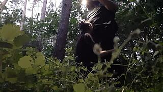 Stepsister's Secret Mouth Fuck In Woods Hides From Boyfriend