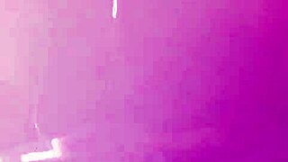 Korean babe kneels begging prof 😩🔗