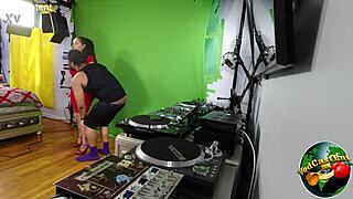 Queen Rogue's Camera Position Tease