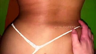 jovencita CALIENTE ditches condom for NATURAL anal creampie COWGIRL ride