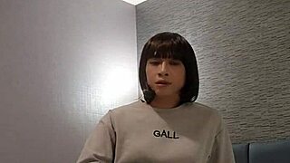 Shemale Ting Xuan Strokes Legs And Heels In Hotel Public Outdoor Area