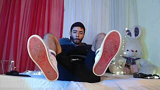 i get home from my workout and since nobodys around i masturbate so good and slow