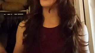 mollyjanexxx shakes big natural tits harder in solo tease update!!!