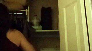 mollyjanexxx shakes big natural tits harder in solo tease update!!!