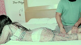 Desi malkin gets fucked hard by naukar after scolding in hindi