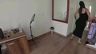 you wanna pound this mature's glorious bubblebutt ass doggystyle?