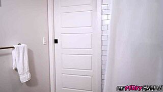 Ebony stepmilf Cali Sweets offers wet pussy to big cocked stepson