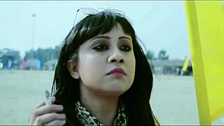 Ever seen a hot indian smoker lady's ass?