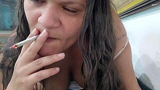 smoking cig made my ass fetish pussy so wet 😜🍑💦