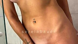 loira sends video playing with toy in her spot for husband to see