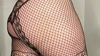 paige in fishnets uh takes that huge bbc dildo deep in her big ass then finishes mouth
