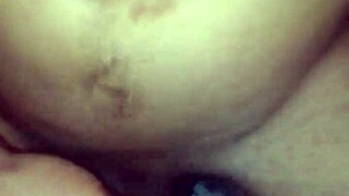 uhh follando a mi madrastra tan rico su coño gordo